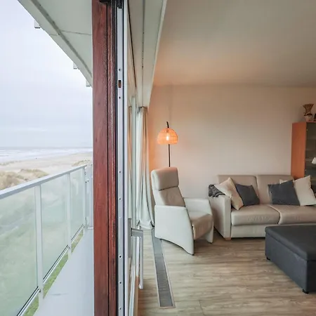 By The Sea In Belgium With Access, Cleaning Included Apartment