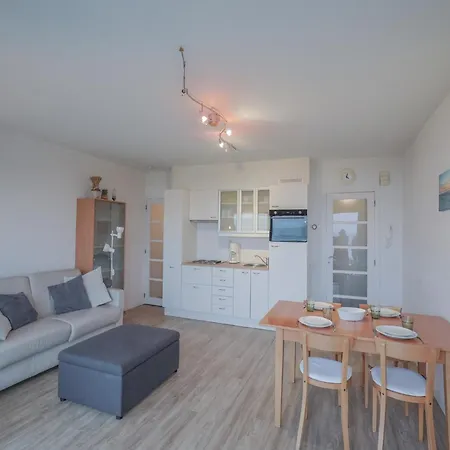 Apartment By The Sea In Belgium With Access, Cleaning Included *