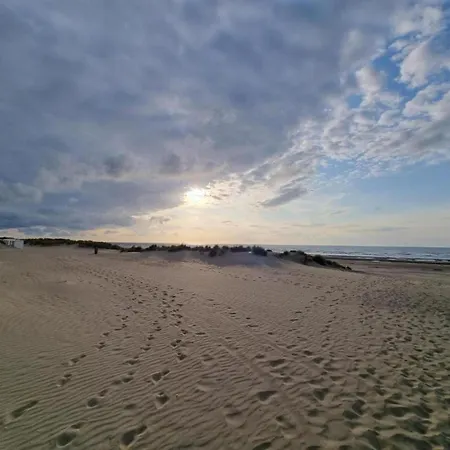 By The Sea In Belgium With Access, Cleaning Included * Oostduinkerke