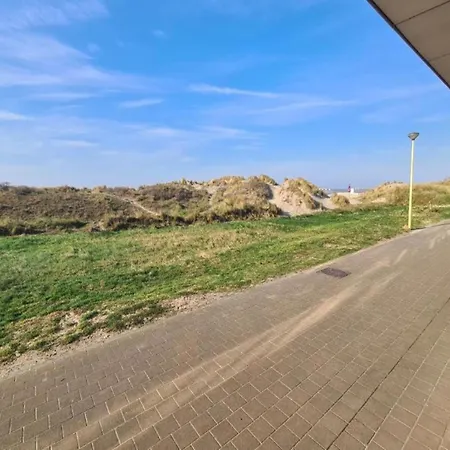 By The Sea In Belgium With Access, Cleaning Included * Oostduinkerke