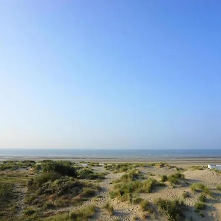 By The Sea In Belgium With Access, Cleaning Included Apartment